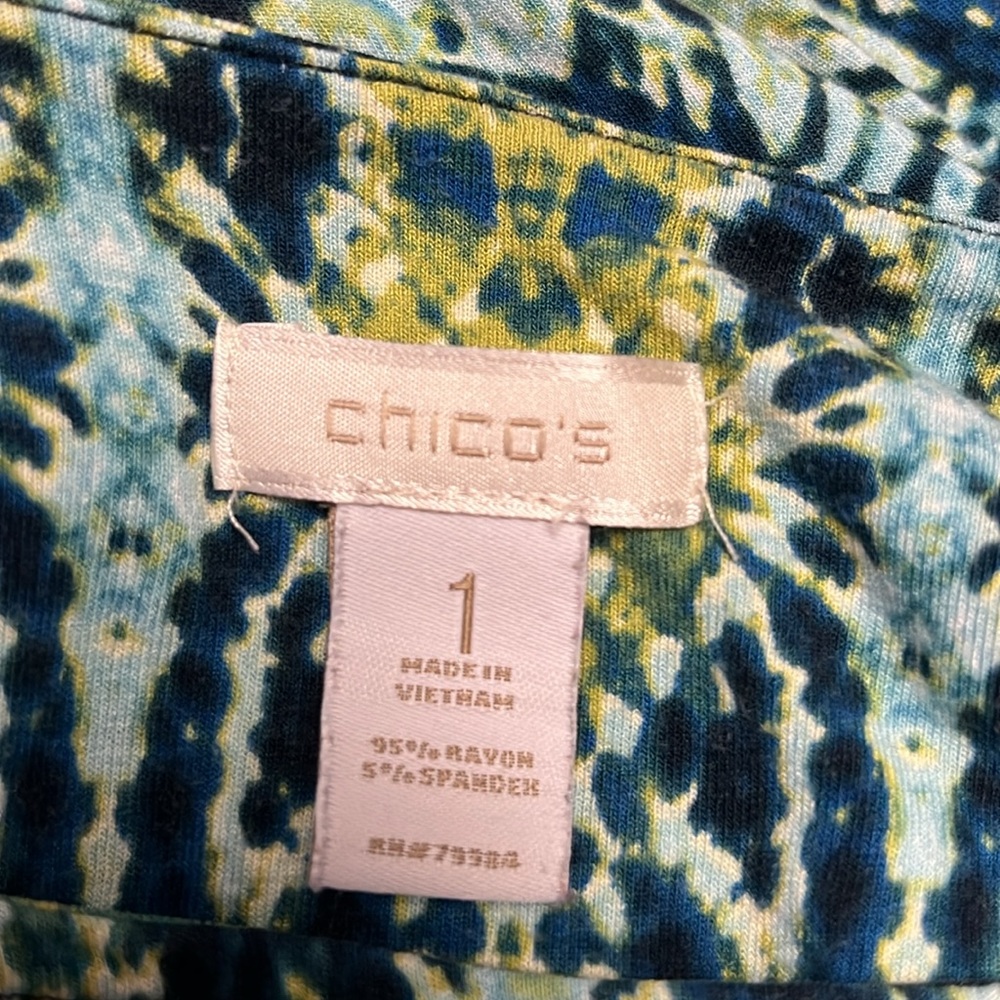 Chico's Abstract Ikat Geometric Tunic Top 1 Medium - Picture 5 of 5
